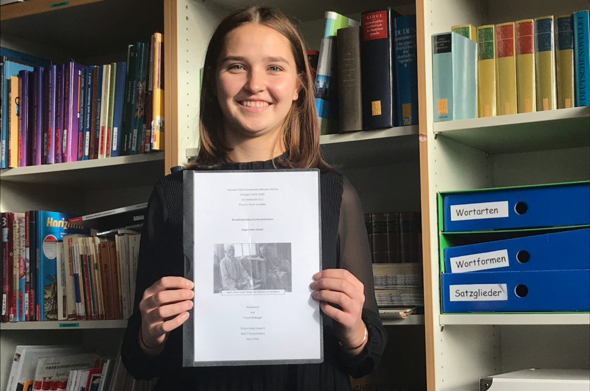 WhatsApp Image 2020-11-20 at 19.40.43 „Schüler schreiben Geschichte“: Großer Erfolg für Teresa Kallinger (Q2)
