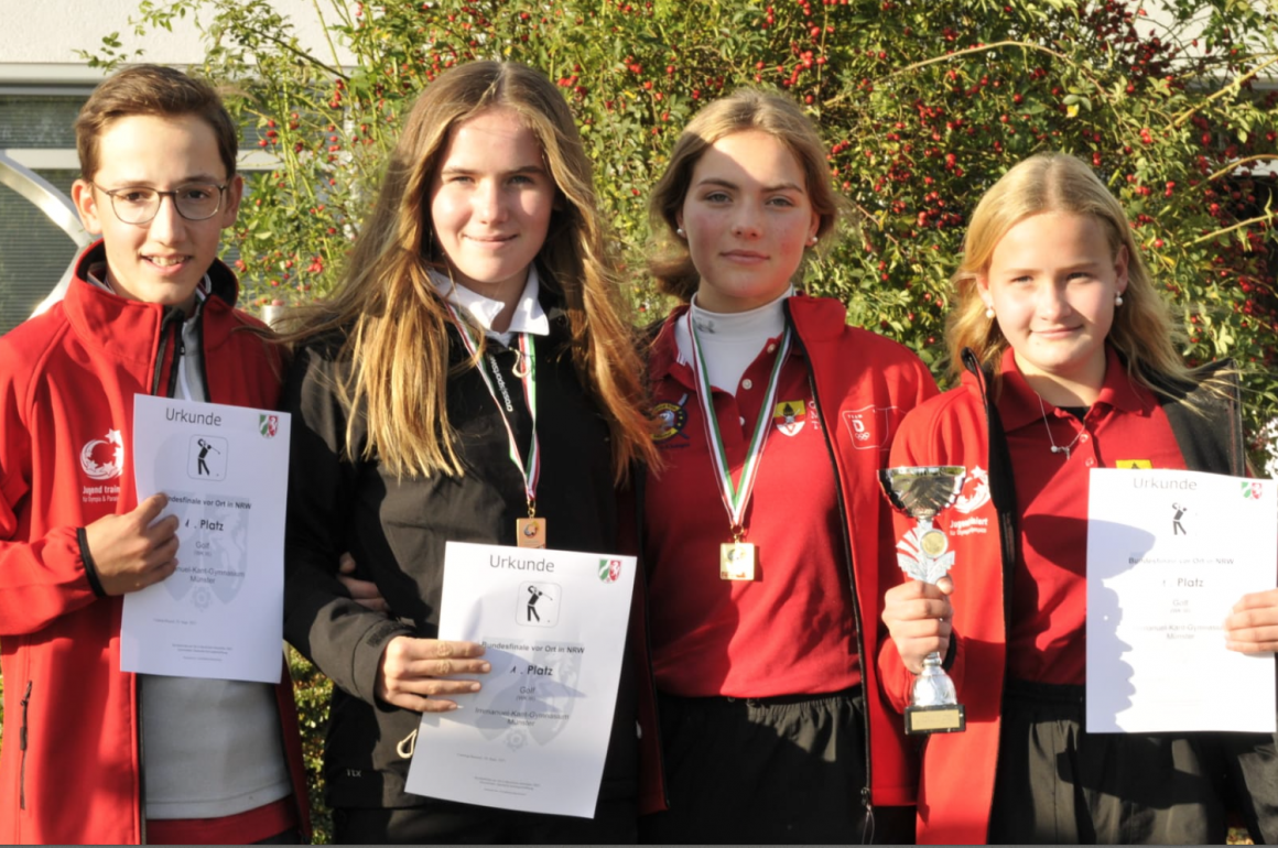 20211101 Golfmannschaft Kant Das KANT Golfteam wird NRW-Landesmeister und erzielt den 5. Platz in Deutschland
