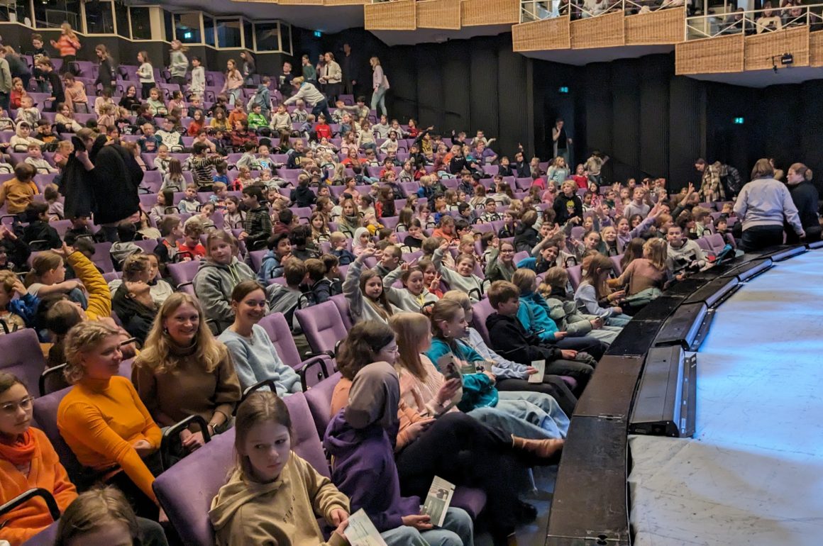 Von Freundschaft, Mut und gemeinen Piraten – Die 5. Klassen im Theater Münster