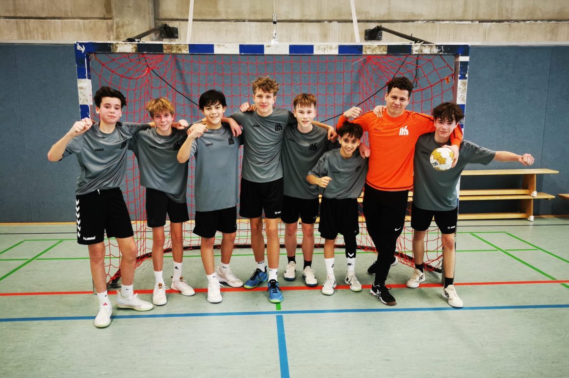 KANT-Handballteam gewinnt auch die erste Runde auf Bezirksebene souverän