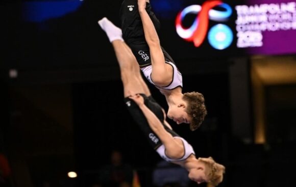 Michael und Tobias Leitner bei der Trampolin Jugend-WM in Pamplona, Spanien