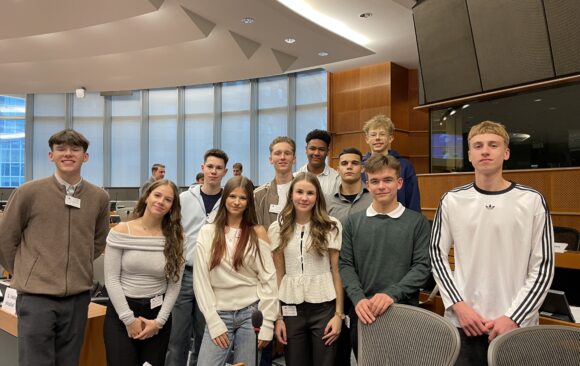 Democracy in action! KANTianer als Abgeordnete in Brüssel im Einsatz