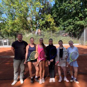 Erfolgreiche Teilnahme an den Tennis-Stadtmeisterschaften